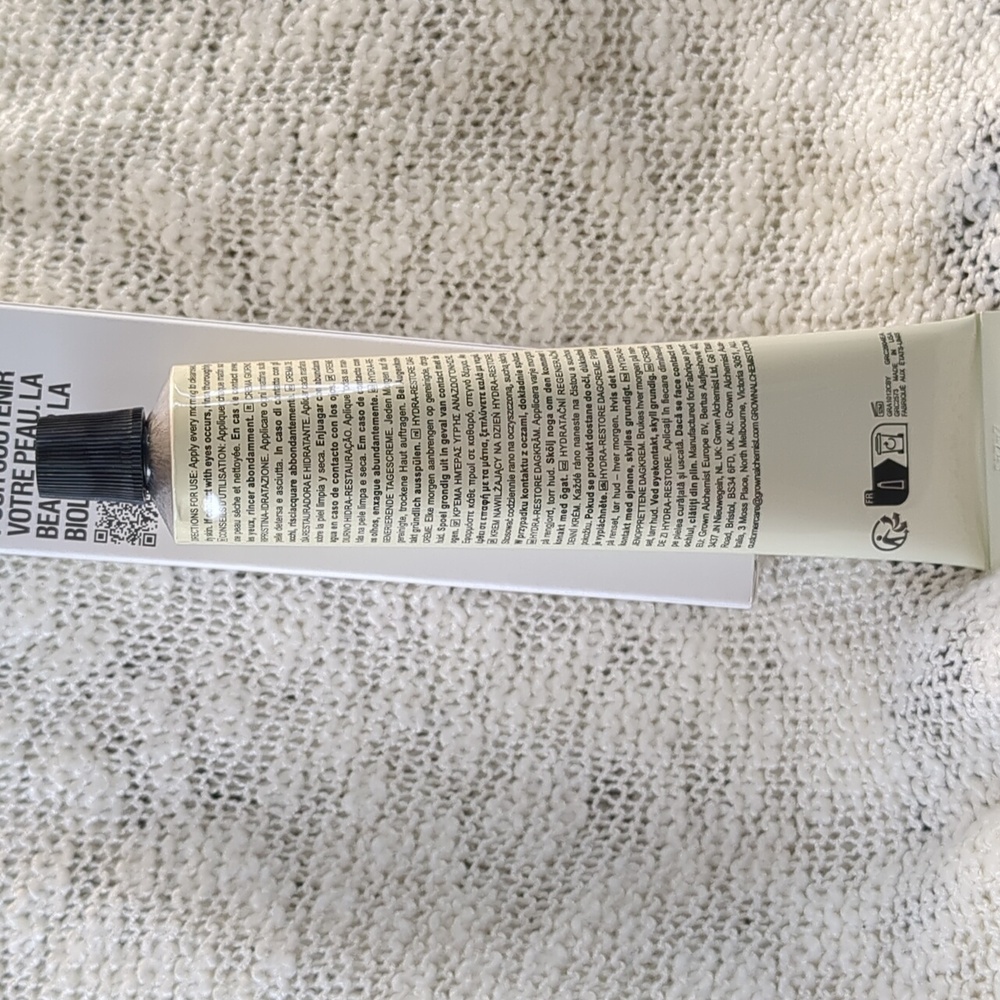 Grown Alchemist Hydra-Restore Day Cream, 65ml/2.1fl oz - Picture 11 of 12